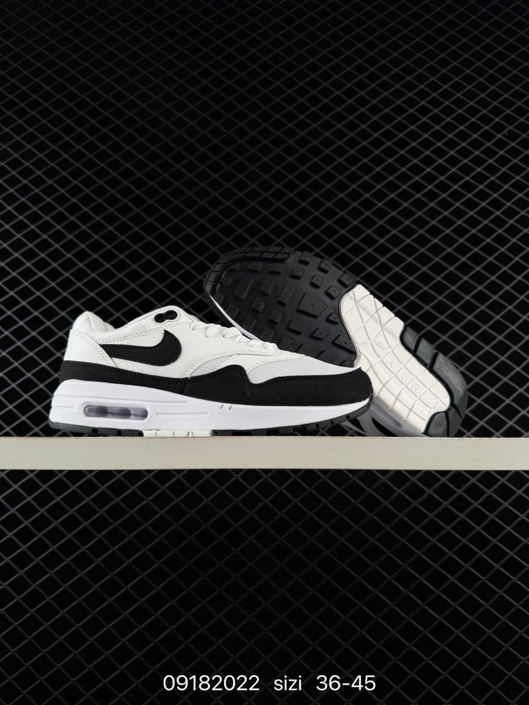 Nike Air Max 1-908375